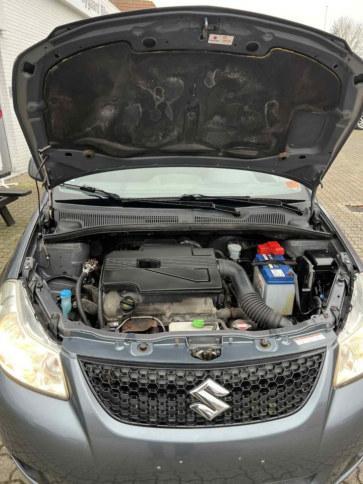 Suzuki SX4 1,6 GL-J 4d