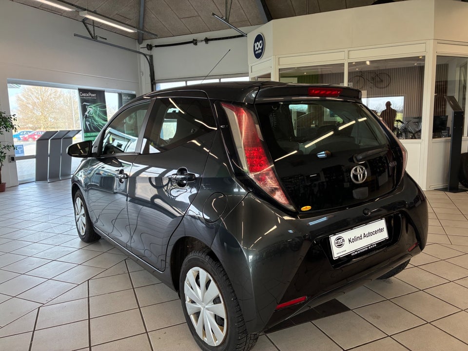 Toyota Aygo 1,0 VVT-i x-clusiv 5d