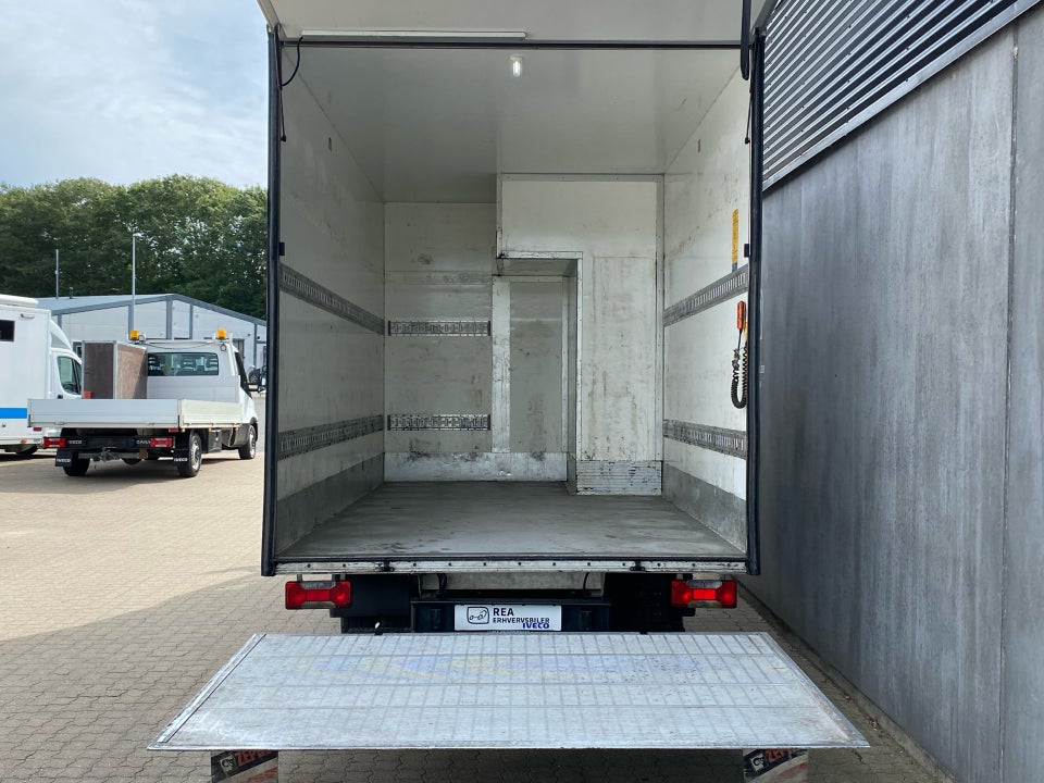 Iveco Daily 3,0 35C18 Alukasse m/lift AG8 2d