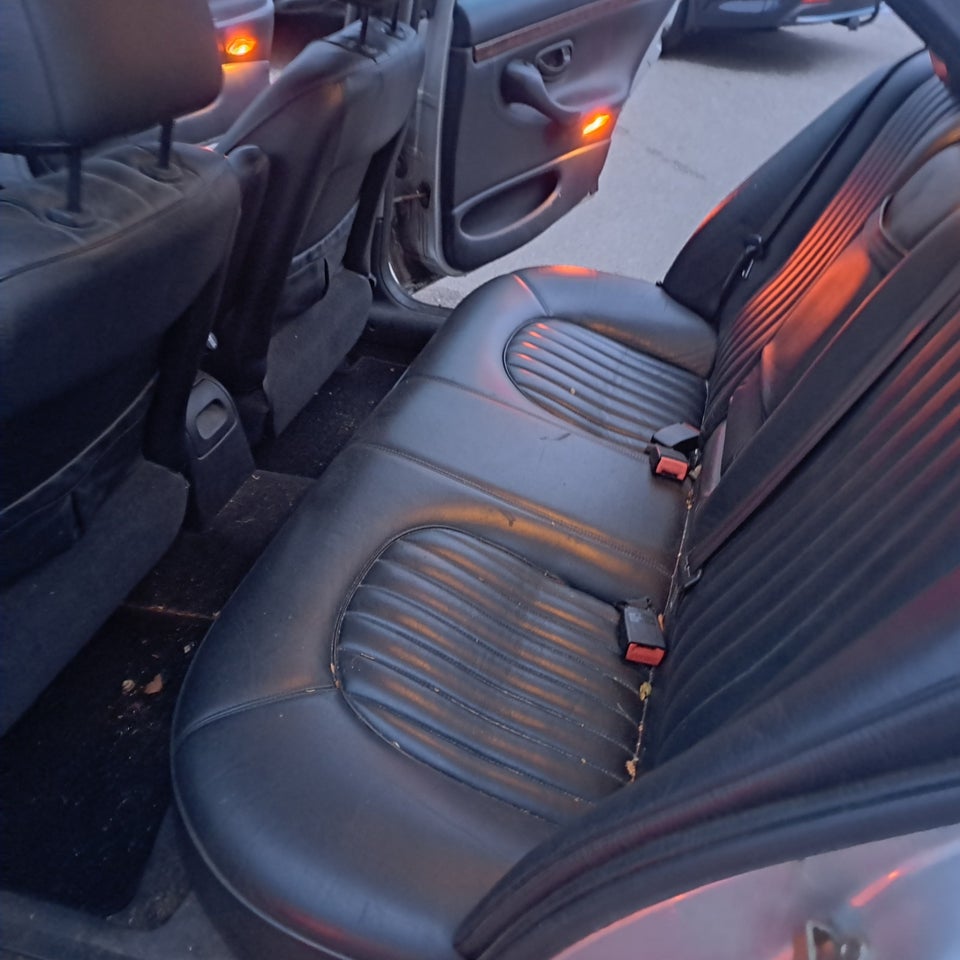 Peugeot 406 2,2 TS4 4d