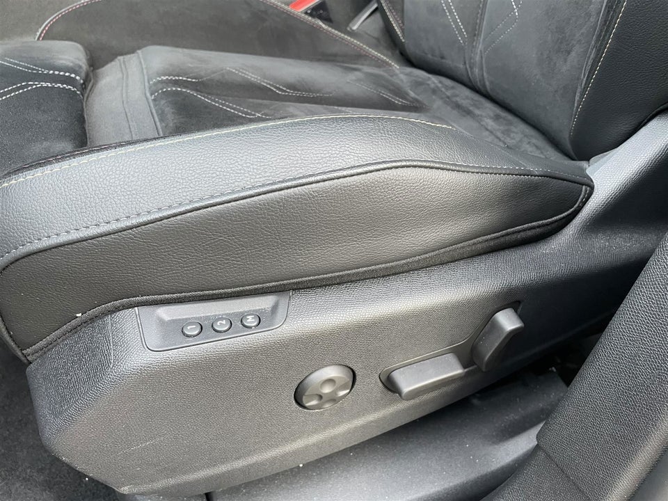 DS DS 7 1,5 BlueHDi 130 Performance Line+ EAT8 5d