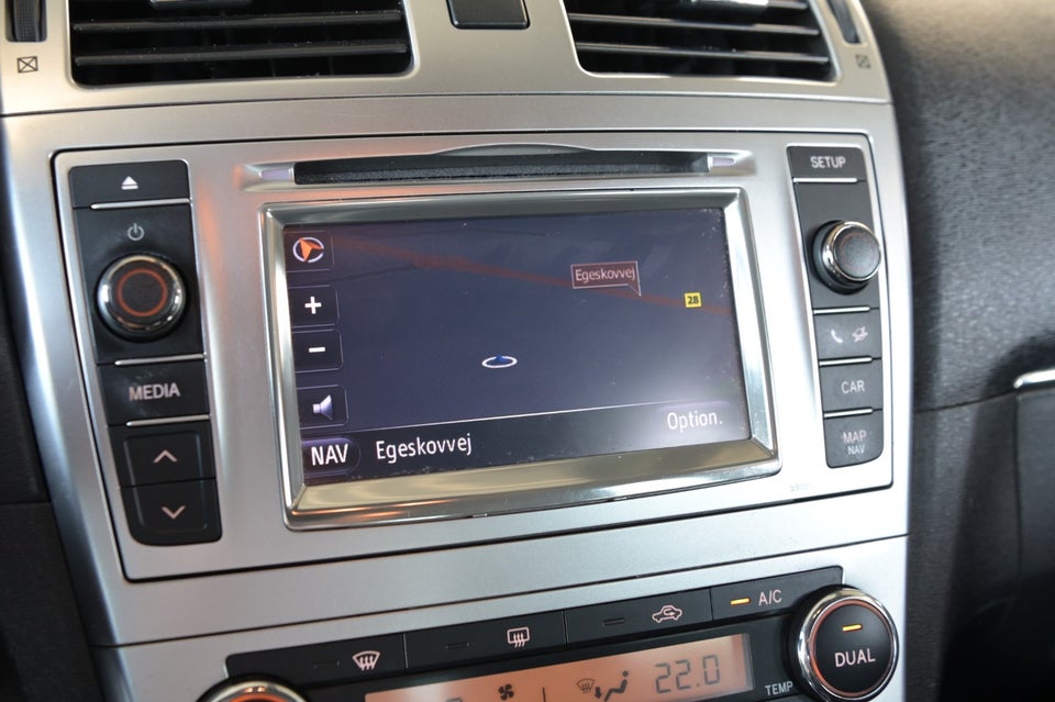 Toyota Avensis 1,8 VVT-i T2 Premium stc. 5d