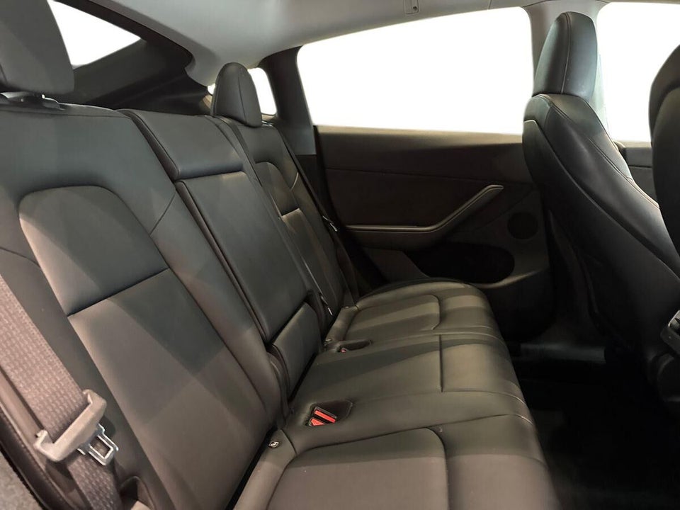 Tesla Model Y Long Range RWD 5d