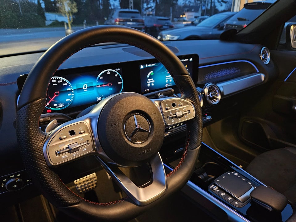 Mercedes EQB250 AMG Line 5d