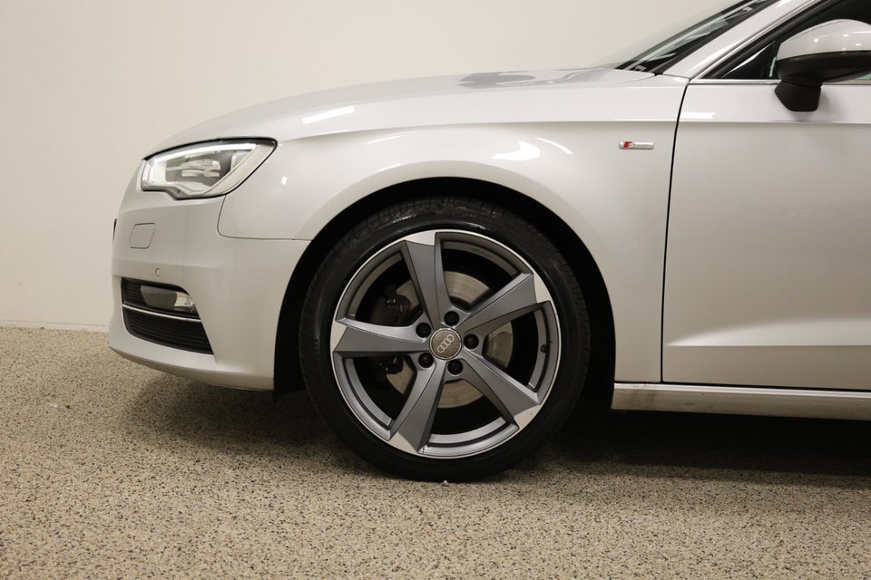 Audi A3 1,8 TFSi Ambition S-line Sportback S-tr. 5d