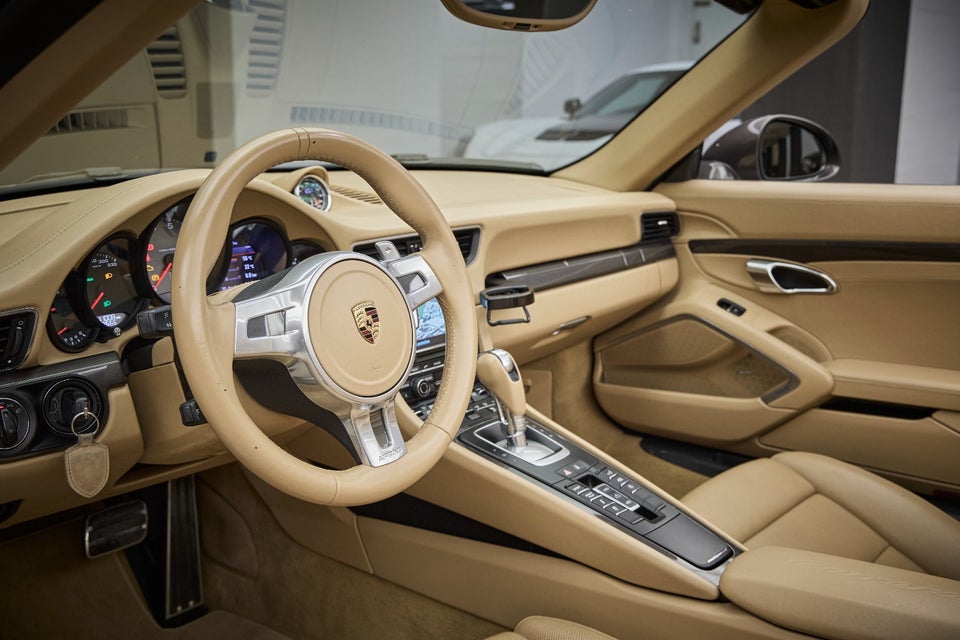 Porsche 911 Carrera S 3,8 Cabriolet PDK 2d