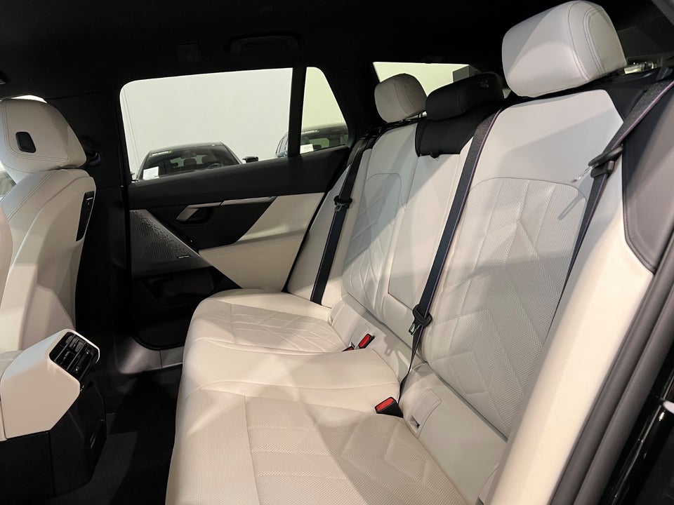 BMW i5 xDrive40 Touring M-Sport 5d