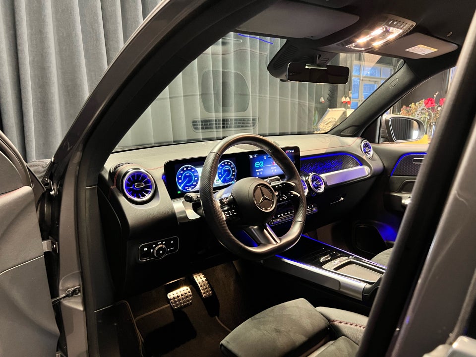 Mercedes EQB250+ AMG Line 5d