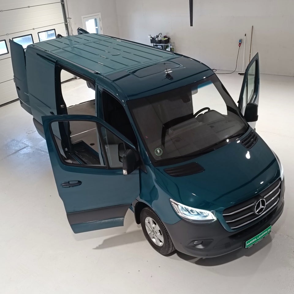 Mercedes Sprinter 319 3,0 CDi A2 Kassevogn aut. RWD