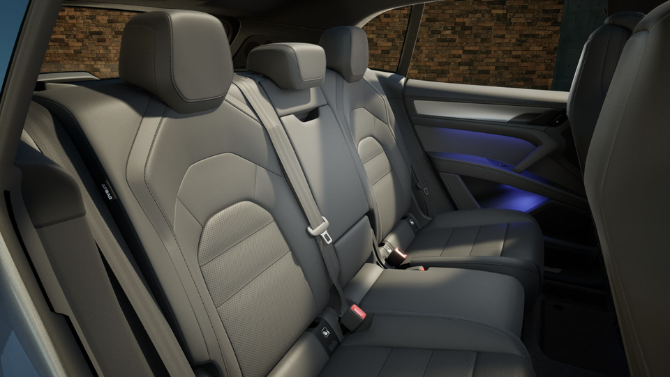 Porsche Cayenne Electric 5d