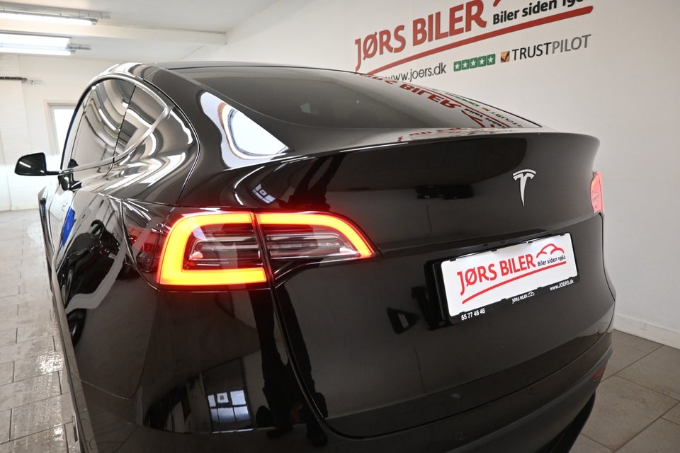 Tesla Model Y Long Range AWD 5d