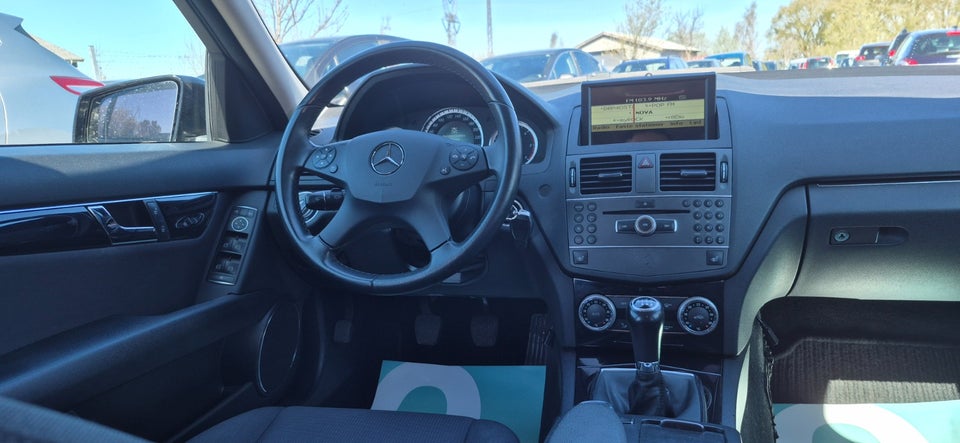 Mercedes C200 2,2 CDi Elegance stc. BE 5d