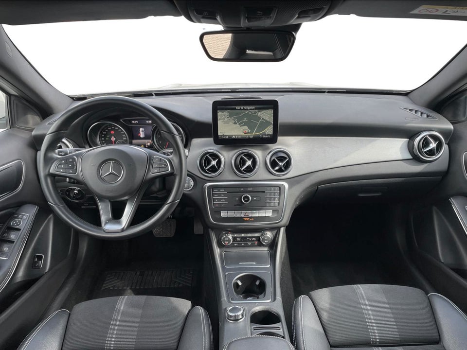 Mercedes GLA250 2,0 aut. 5d