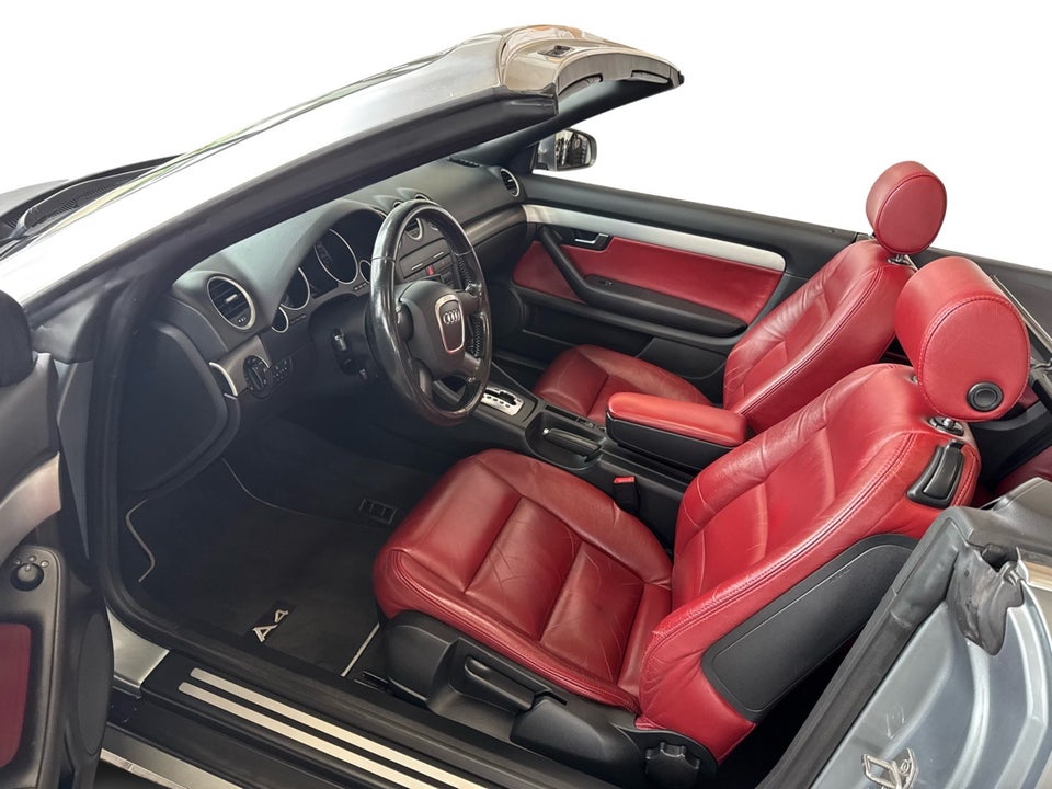 Audi A4 1,8 T 163 Cabriolet Multitr. 2d
