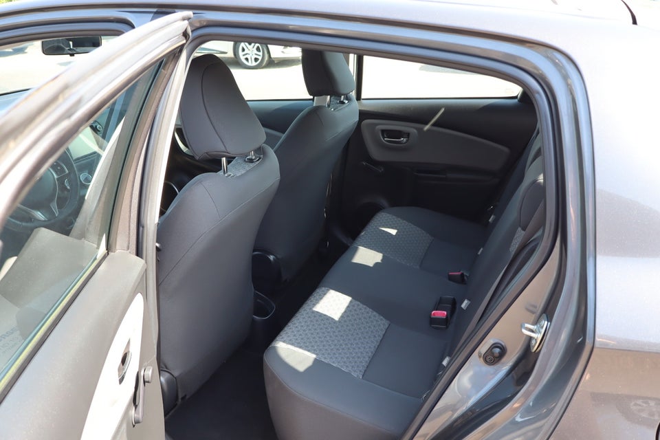 Toyota Yaris 1,3 VVT-i T2 Premium Luksus 5d