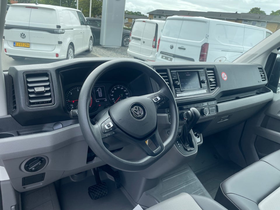 VW Crafter 35 2,0 TDi 177 Kassevogn L3H3 aut.