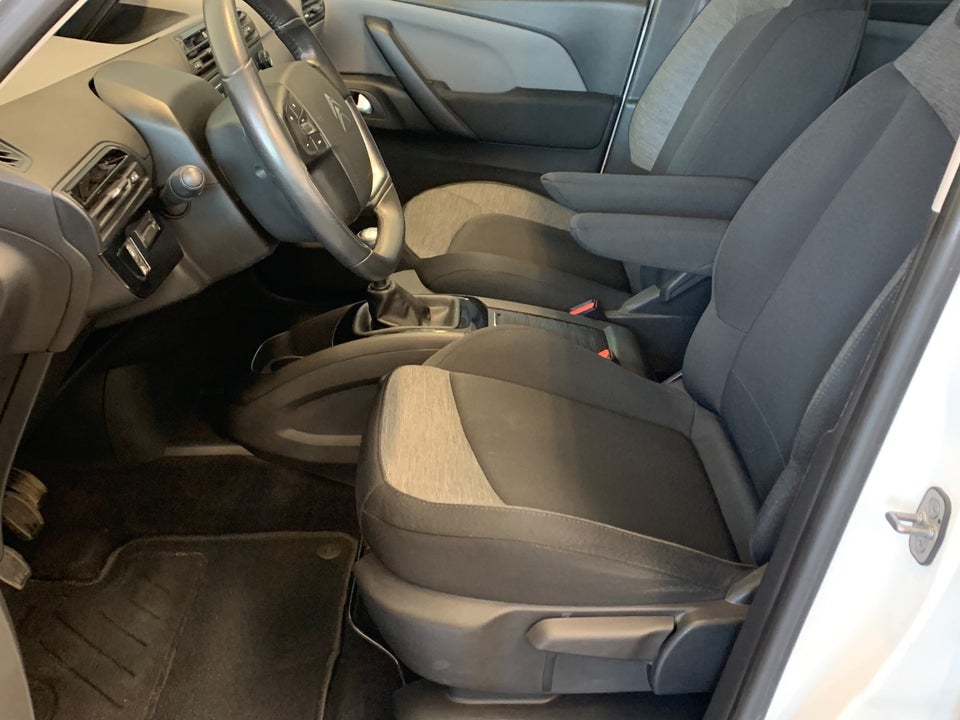 Citroën Grand C4 Picasso 1,2 PureTech 130 Seduction 7prs 5d