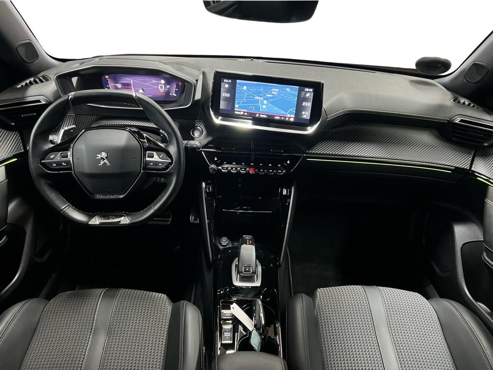 Peugeot 2008 1,2 PureTech 130 GT EAT8 5d