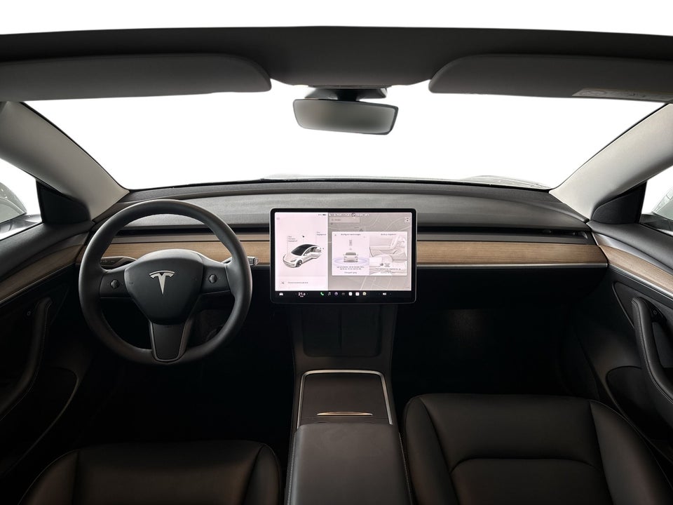 Tesla Model 3 Long Range AWD 4d