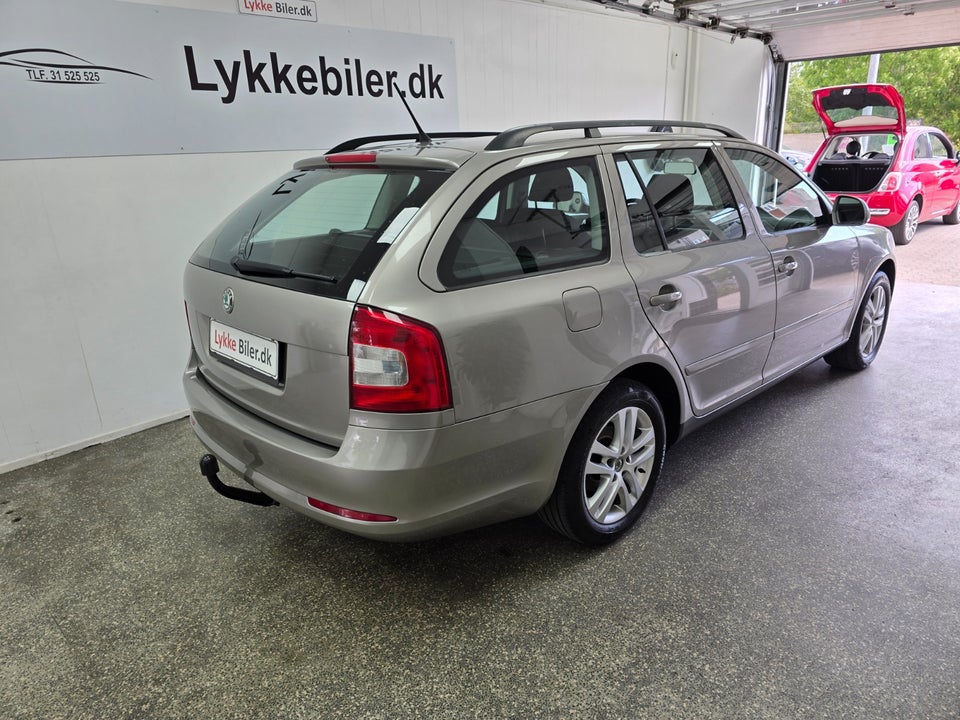 Skoda Octavia 1,2 TSi 105 Ambiente Combi 5d