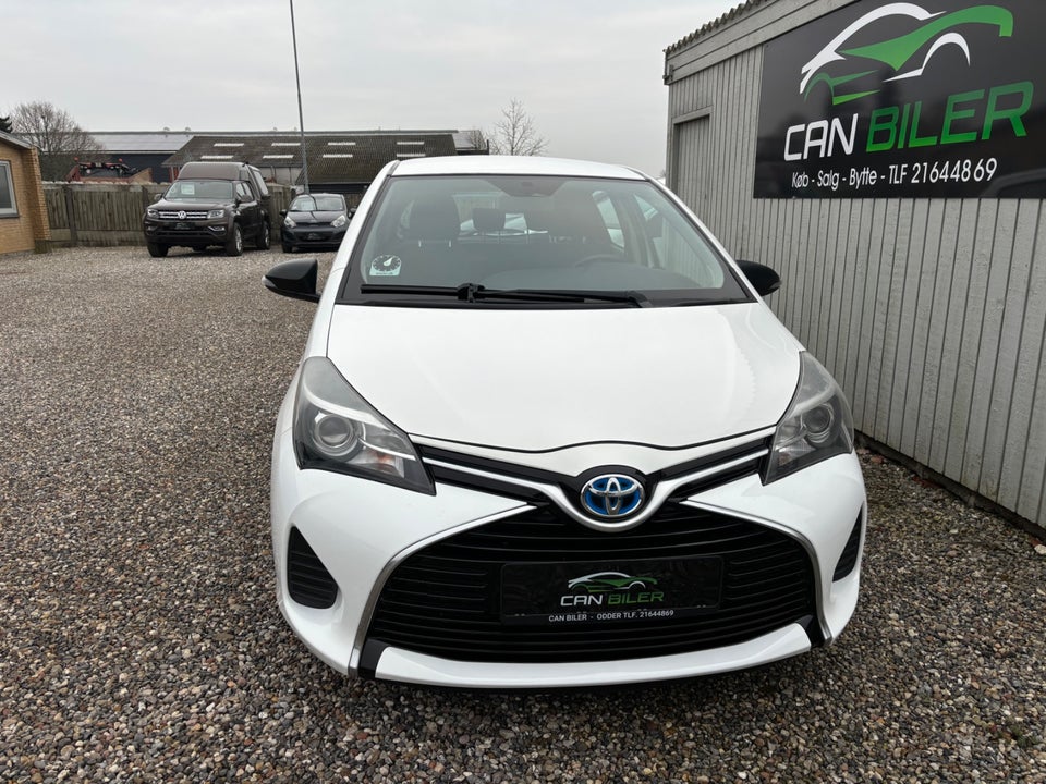 Toyota Yaris 1,5 Hybrid H1 e-CVT 5d