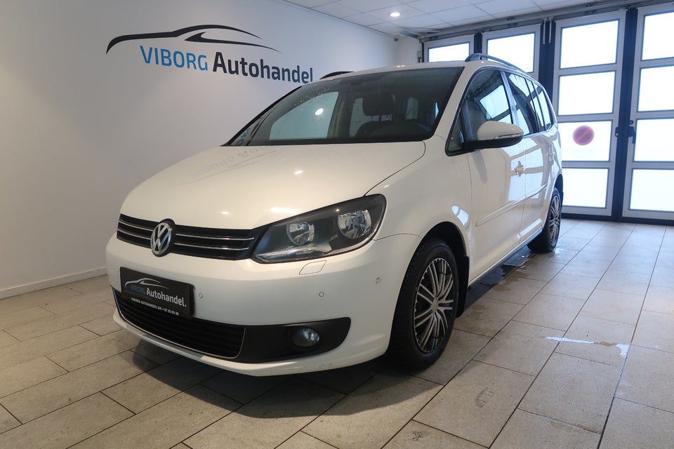 VW Touran 1,6 TDi 105 Comfortline DSG BMT 7prs 5d