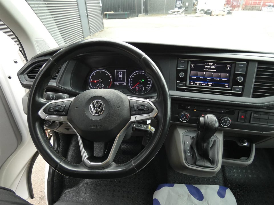 VW Transporter 2,0 TDi 150 Db.Kab m/lad DSG