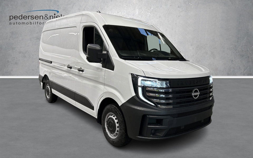 Nissan Interstar 2,0 dCi 150 L2H2 N-Connecta aut. Van