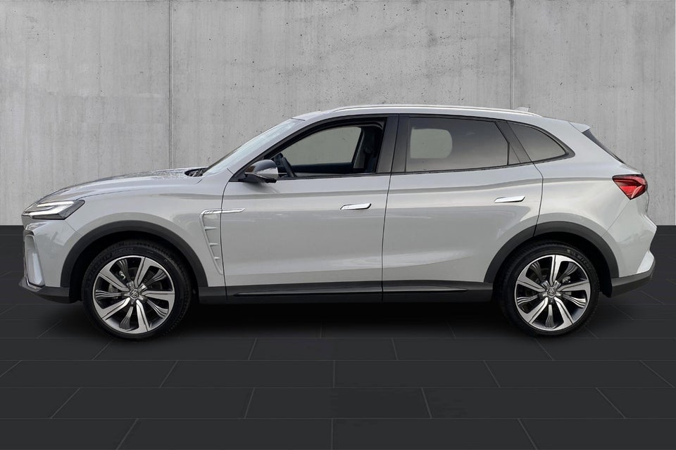 MG Marvel R Performance 5d