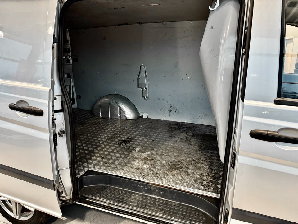 Mercedes Vito 116 2,2 CDi Standard L 4d