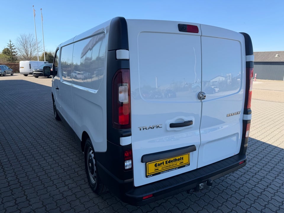 Renault Trafic T29 2,0 dCi 120 L2H1