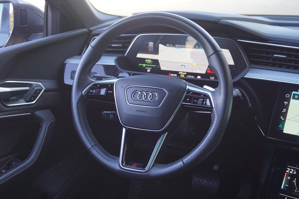 Audi e-tron 55 S-line Sportback quattro 5d