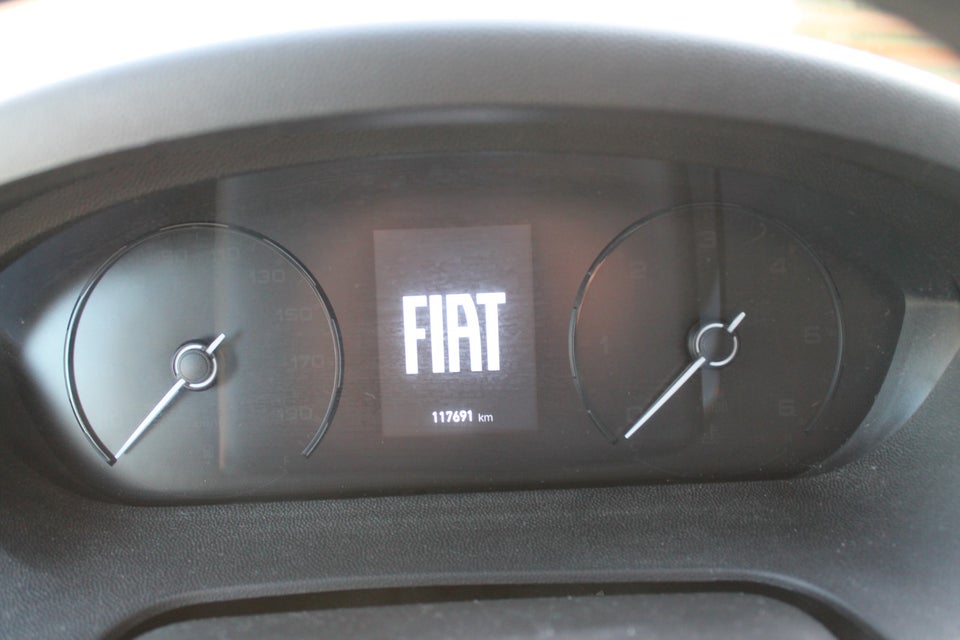 Fiat Ducato 35 2,2 MJT 140 Kassevogn L3H2 Pro+ aut.