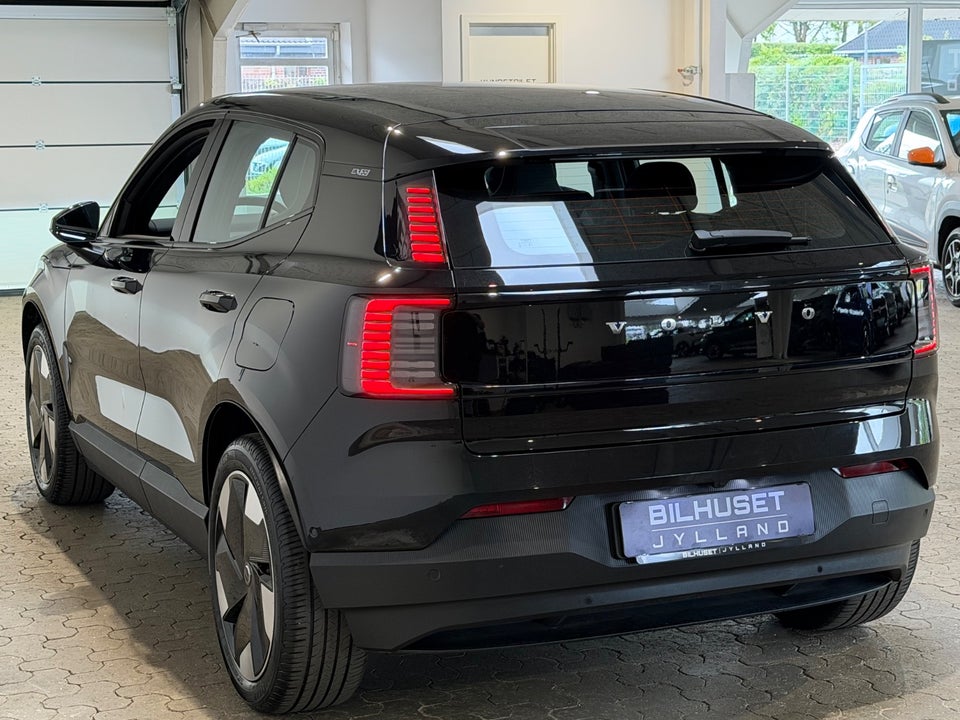 Volvo EX30 Extended Range Ultra 5d