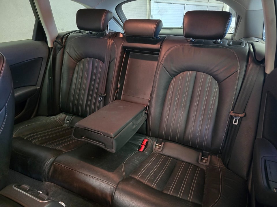 Audi A6 2,0 TDi 177 Avant Multitr. 5d