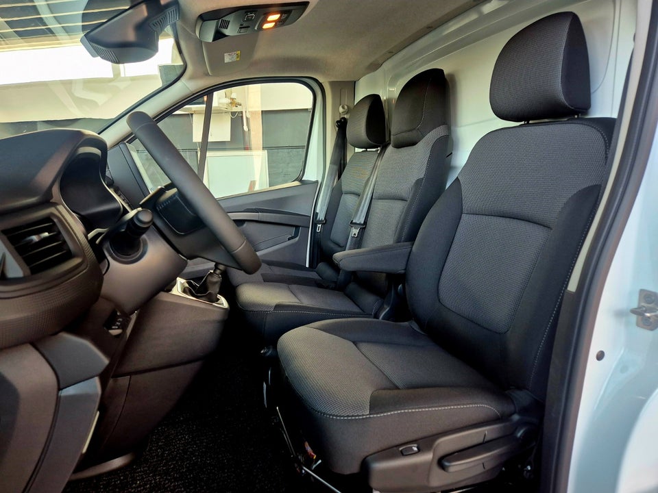 Renault Trafic 2,0 dCi 130 L2H1
