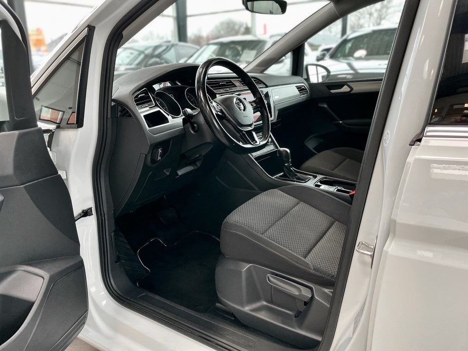 VW Touran 1,6 TDi 115 Comfortline DSG 5d