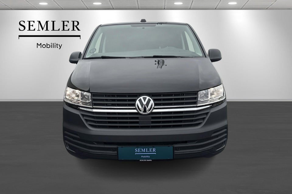 VW Transporter 2,0 TDi 110 Kassevogn lang