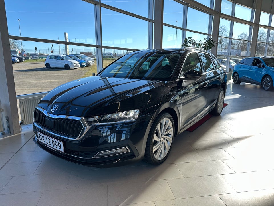 Skoda Octavia 1,4 TSi iV Plus Combi DSG 5d