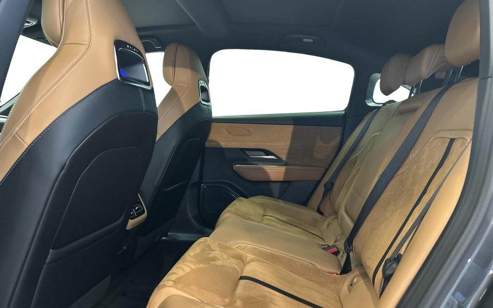 Mazda 6e Takumi+ Long Range 5d