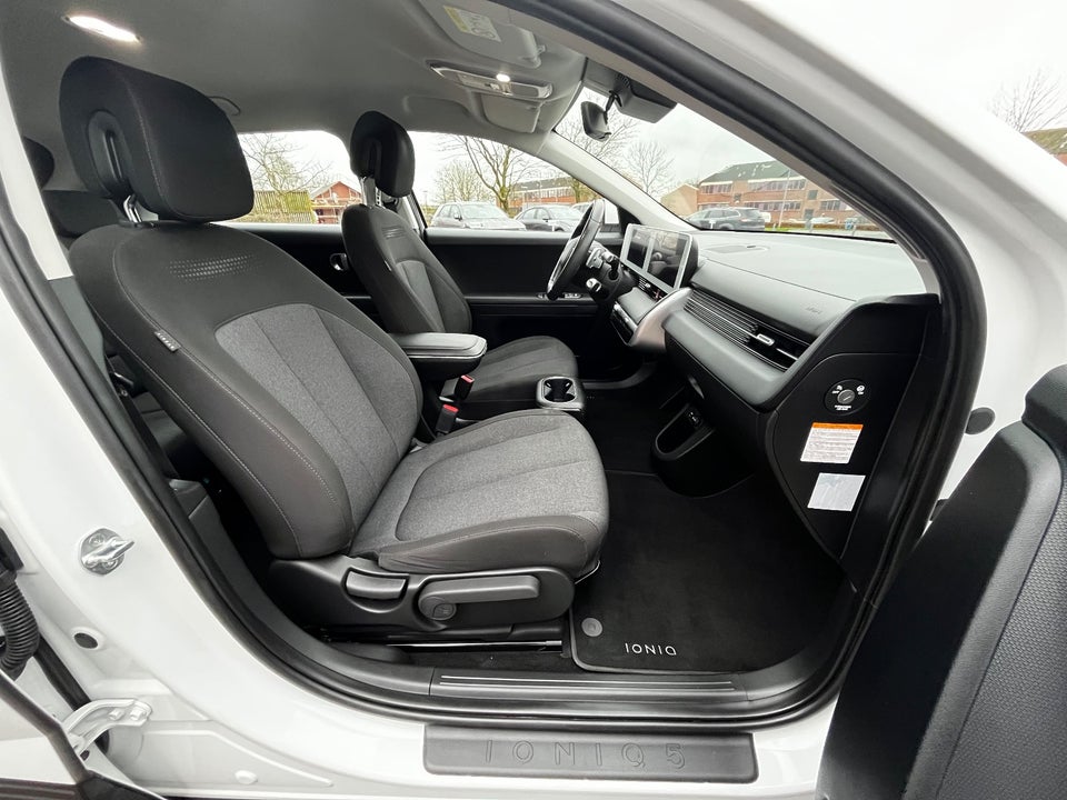 Hyundai Ioniq 5 73 Essential 5d