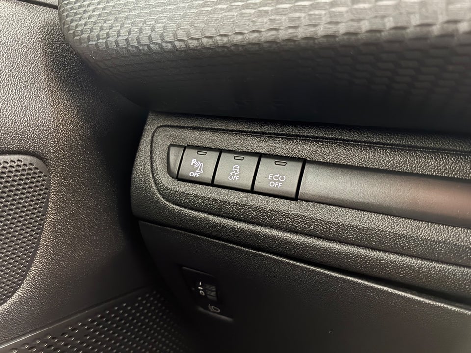 Peugeot 2008 1,2 e-THP 110 Style 5d