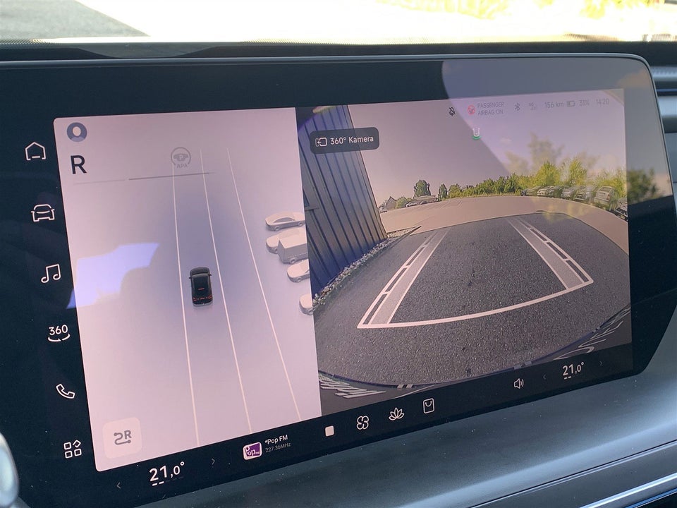 Xpeng P7 Performance 4d