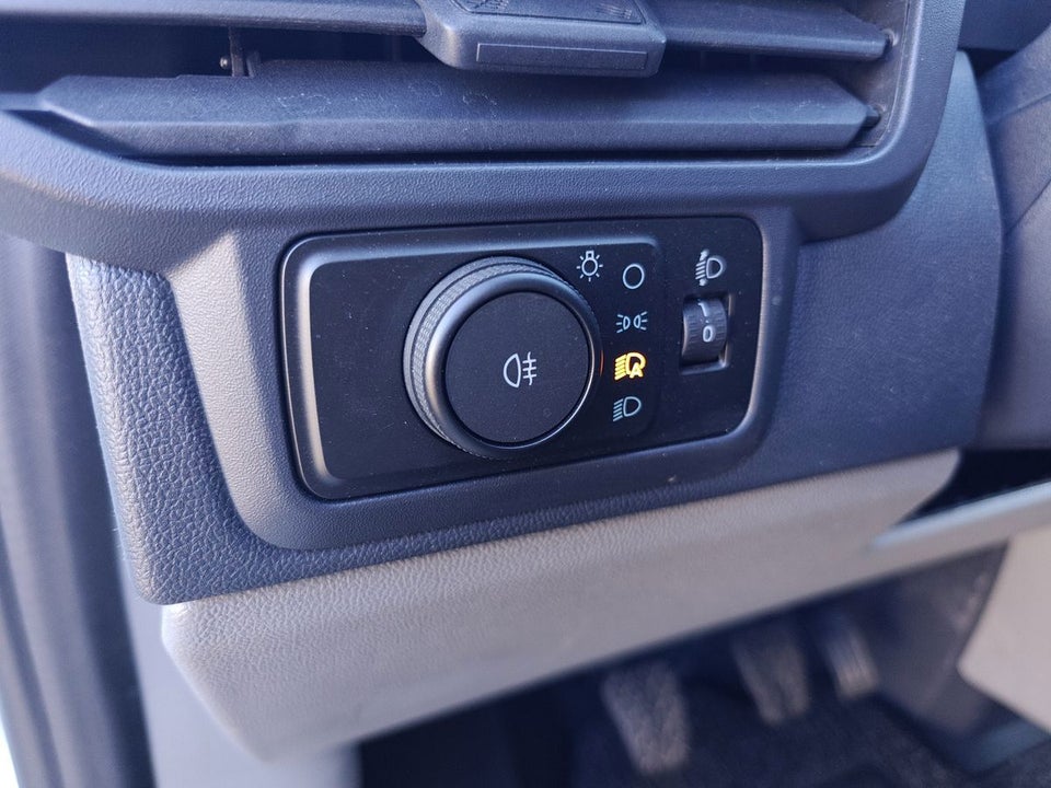 Ford Transit Custom 300L 2,0 EcoBlue Trend