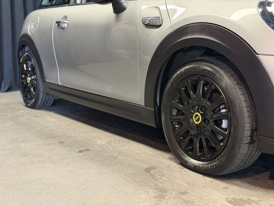 MINI Cooper SE Edition Premium 3d
