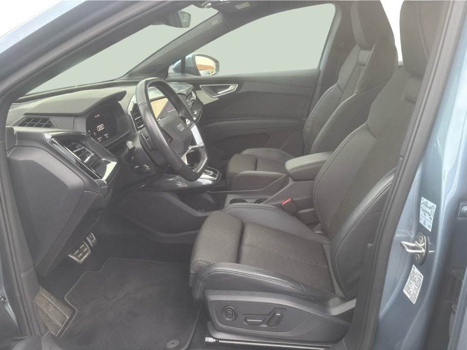 Audi Q4 e-tron 50 Attitude Sportback quattro 5d