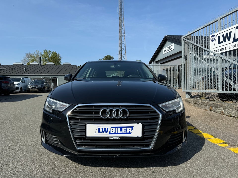 Audi A3 1,6 TDi 116 Sport Sportback S-tr. 5d