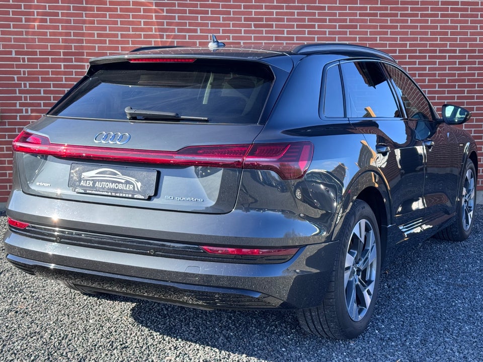 Audi e-tron 50 quattro 5d