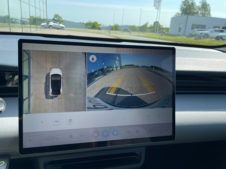 Lynk & Co 02 More 5d