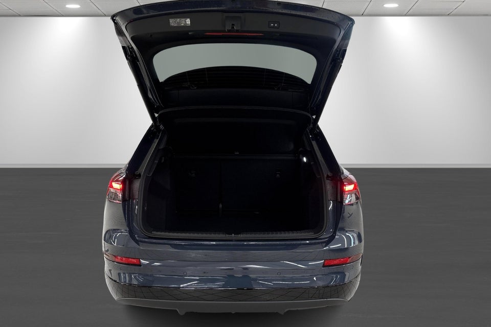 Audi Q4 e-tron performance 5d